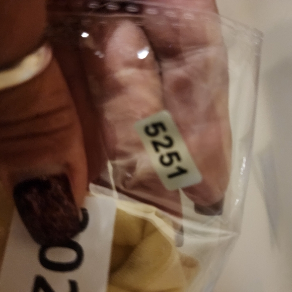 Disney Bella Beauty and The Beast Yellow Hooded zip up sweater size 3T - Picture 10 of 10